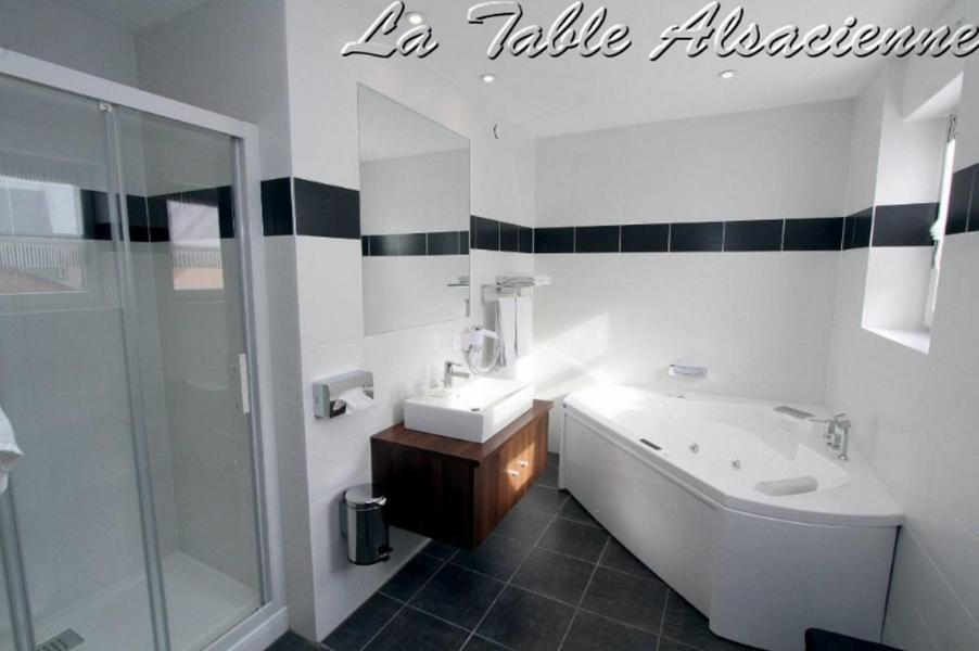 La Table Alsacienne Hotel Farébersviller Екстериор снимка