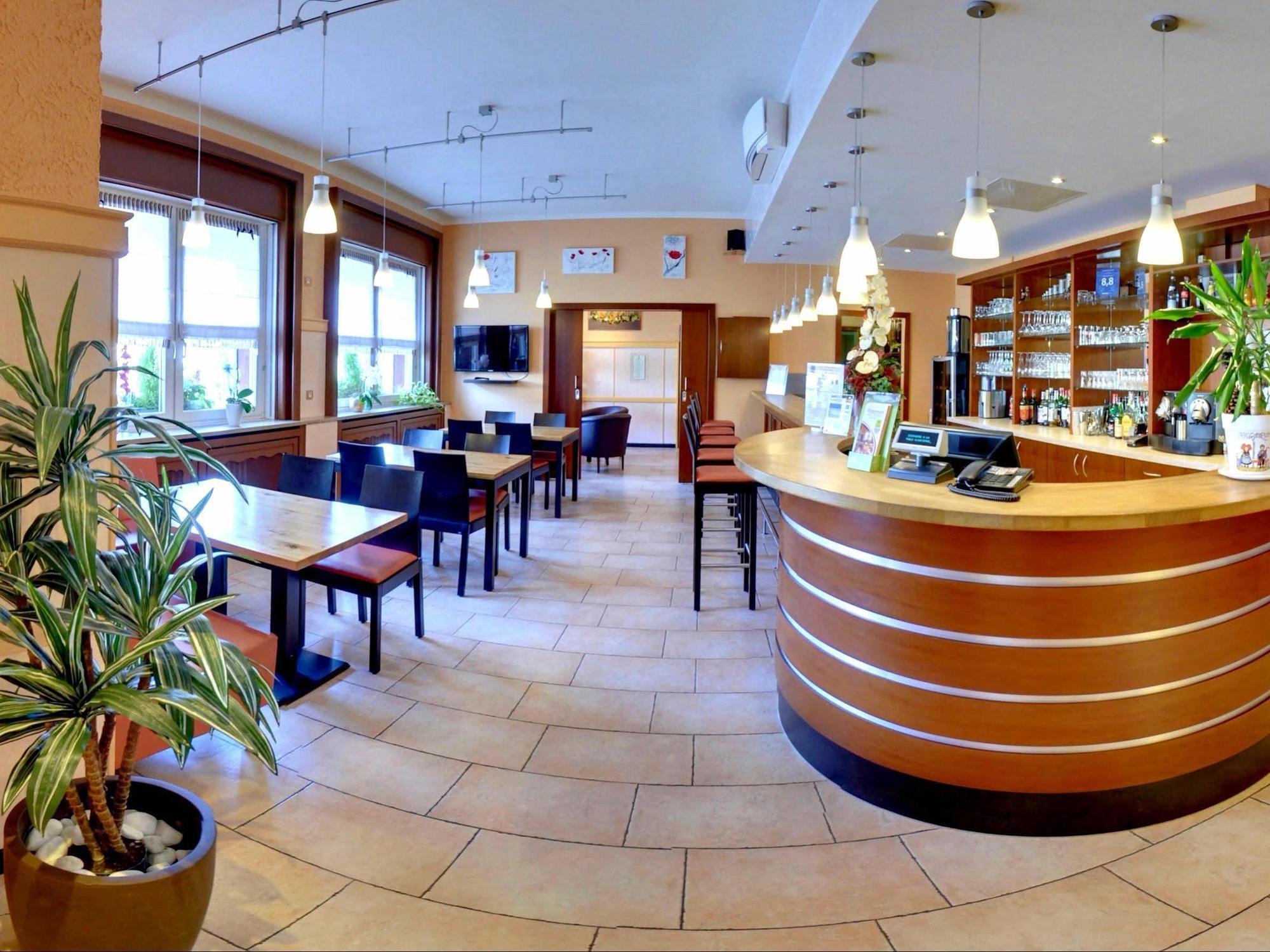 La Table Alsacienne Hotel Farébersviller Екстериор снимка